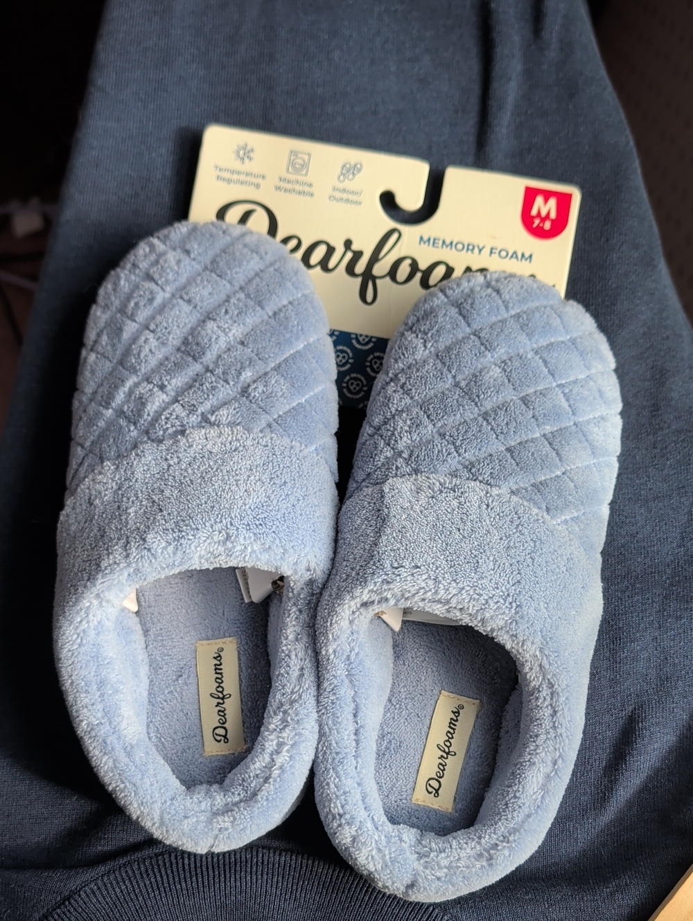 NWT Dearfoams Slippers M 7-8 Powder Blue Quilted Memory Foam Slippers Washable
